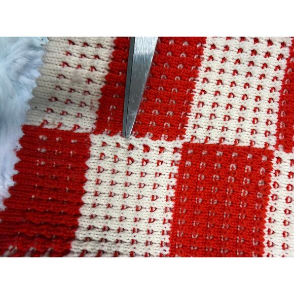 Handmade Crochet Checkerboard Tote Bag Red White Picnic Style - Picture 9 of 15
